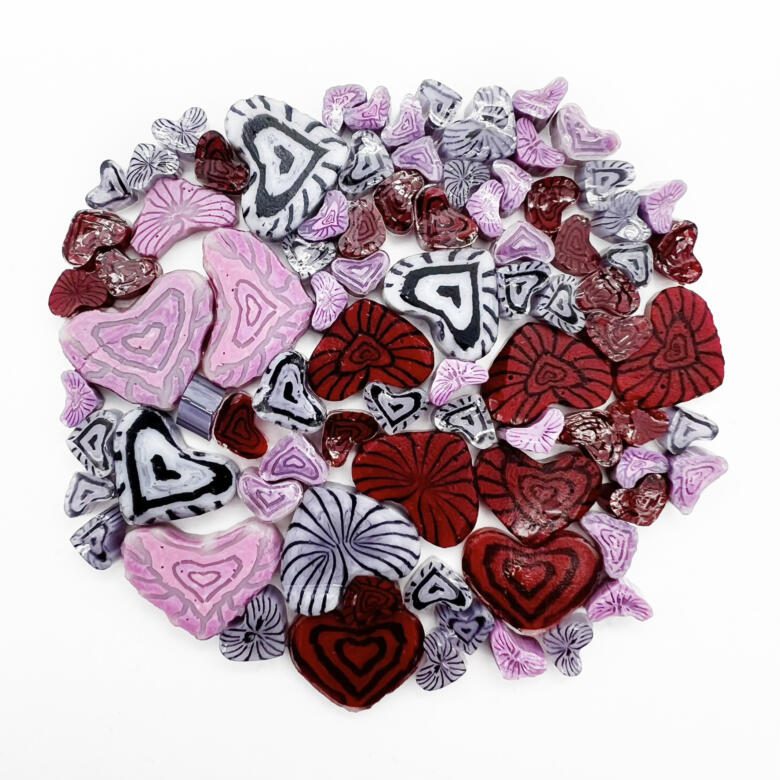 Murrine - Mixed Sizes - Hearts - 96COE
